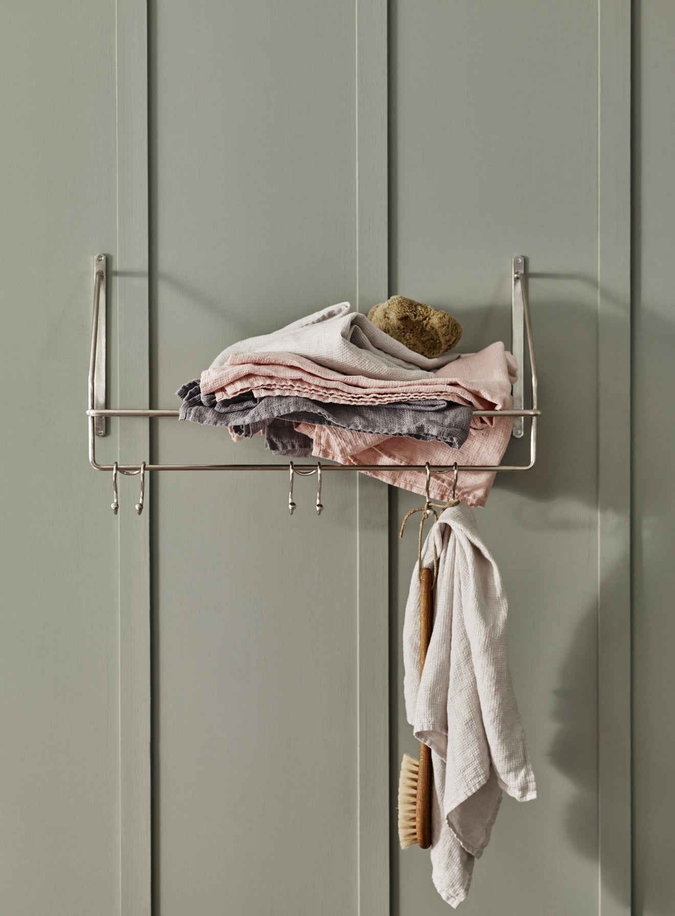 Bilton Towel Rack, Metal Towel Rack