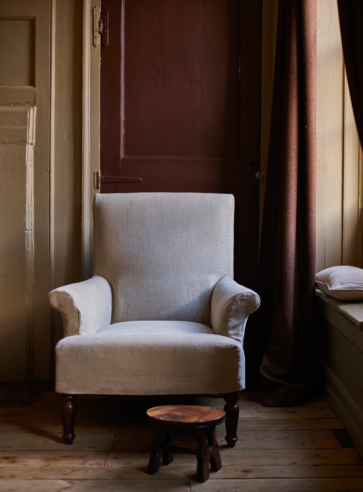 Wilford Armchair, Rust Linen