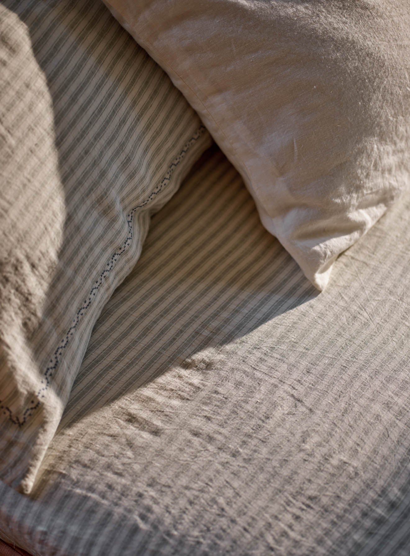 Striped Linen Fitted Sheet