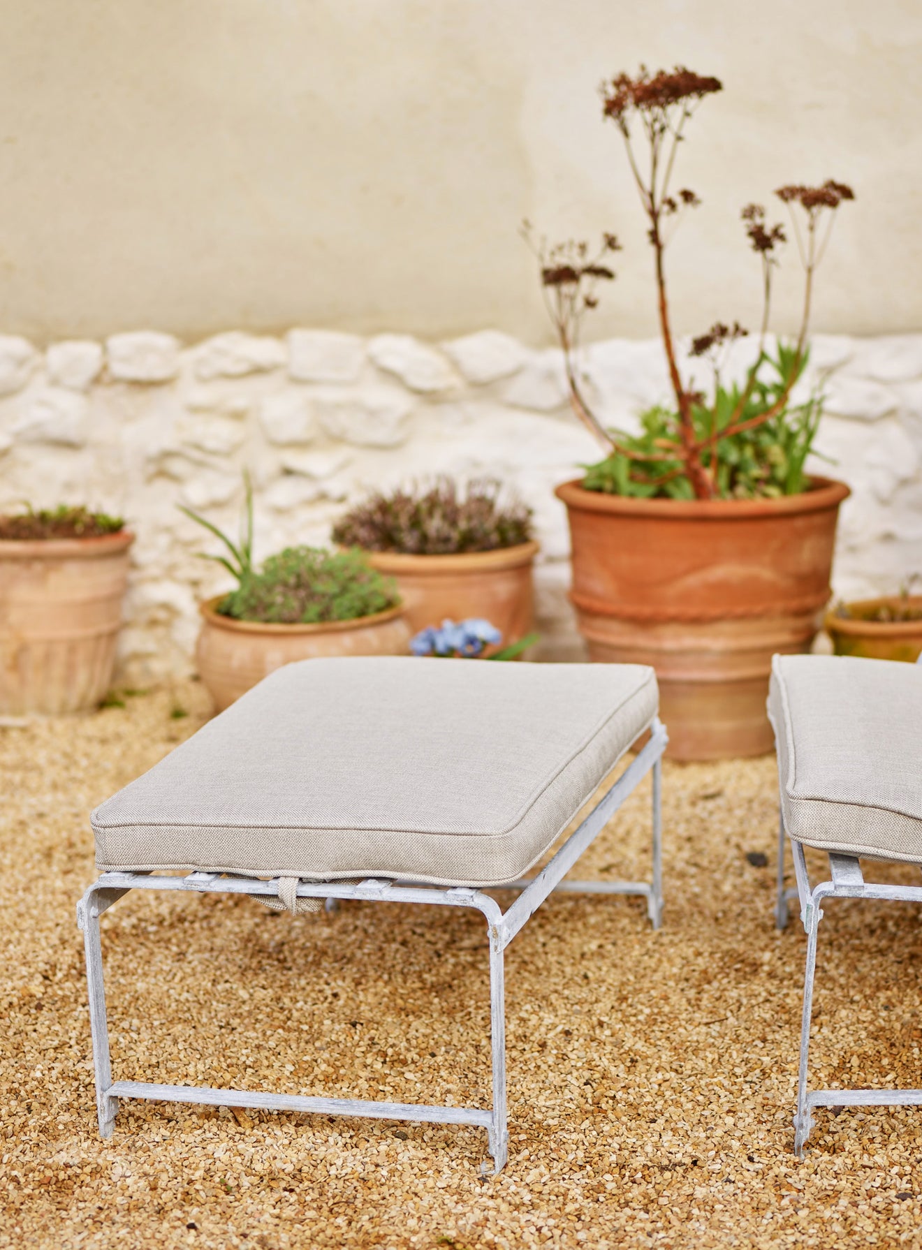 Sudbury Sun Lounger Cushion, Navy Pinstripe