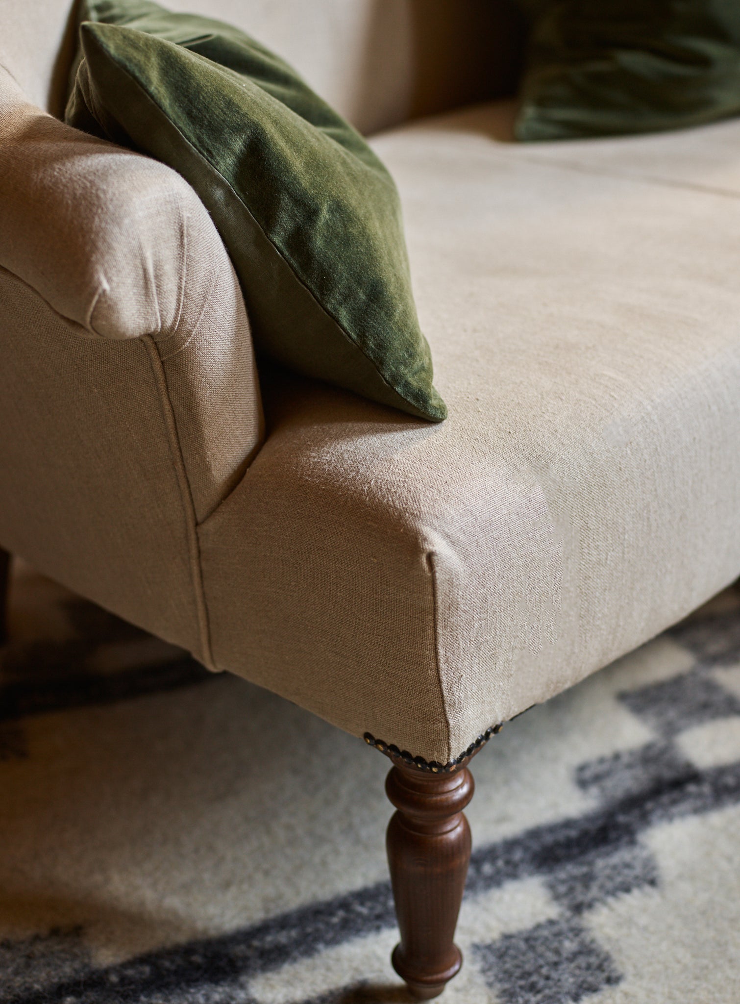 Clandon Sofa, Leaden Grey Linen