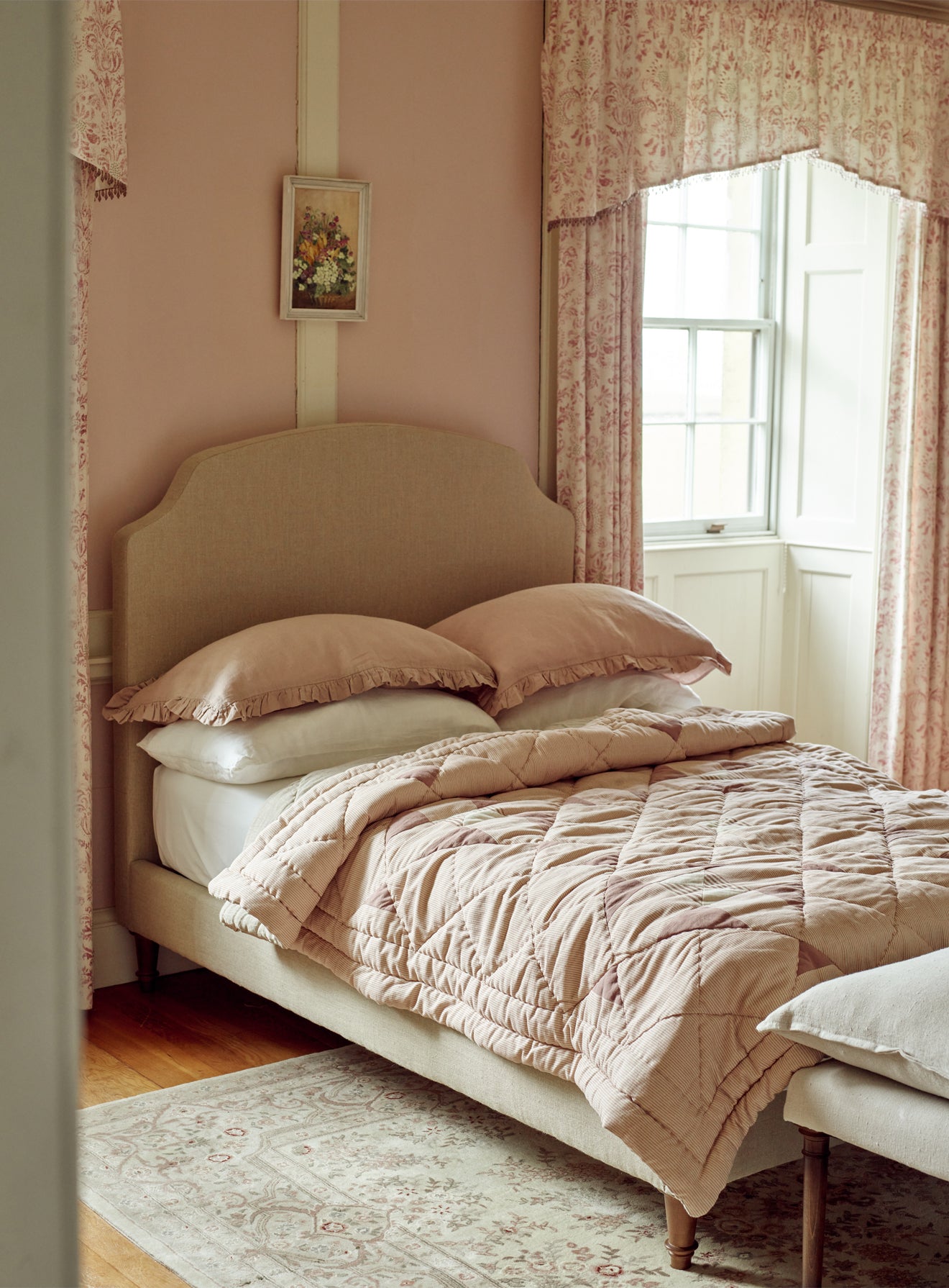 Sloane Bed, Leaden Grey Linen