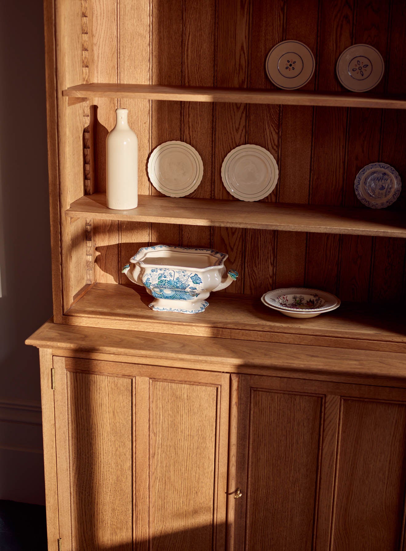 Ivel Oak Dresser