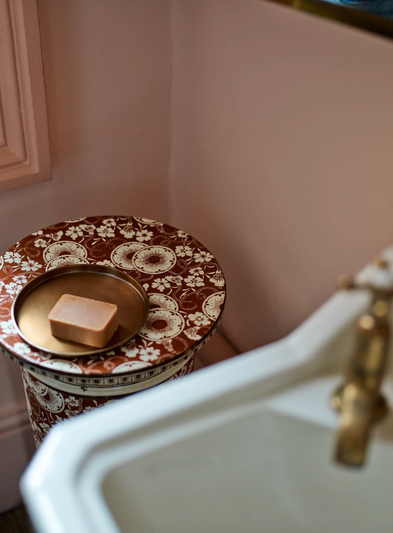 Bilton Toiletries Tray, Antique Brass